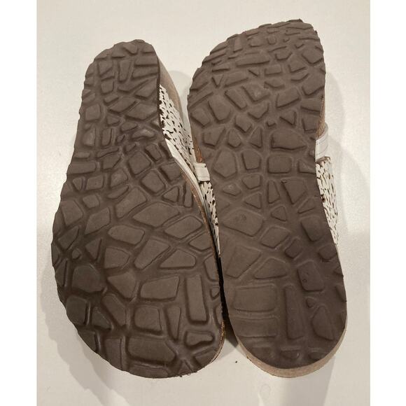 Sophia Milano White Laser Floral Cut Out Leather Upper Cork Bed Sandals Size 9 - Picture 3 of 5
